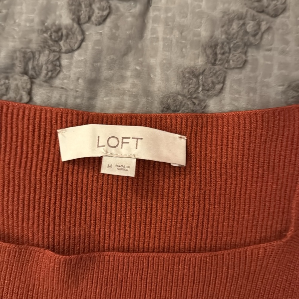 ❎ DONATED ❎ 
 LOFT square neck sweater tee